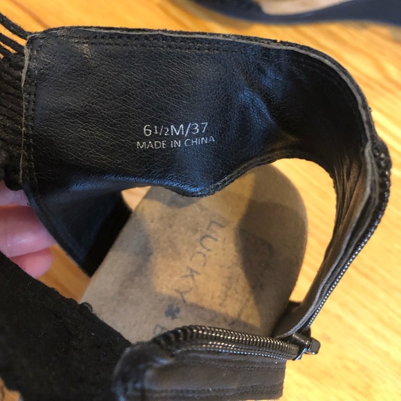 Sandals - Picture 2 of 5